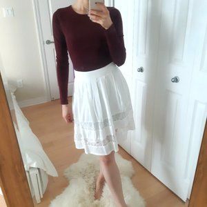 Pleated rayon skirt with lace detail S/P